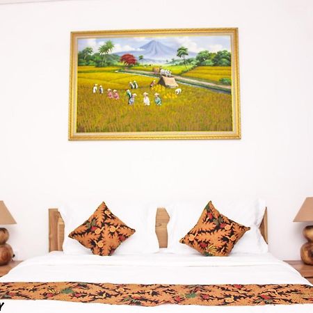 Santi Homestay Canggu Eksteriør billede