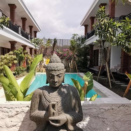 Santi Homestay Canggu Eksteriør billede