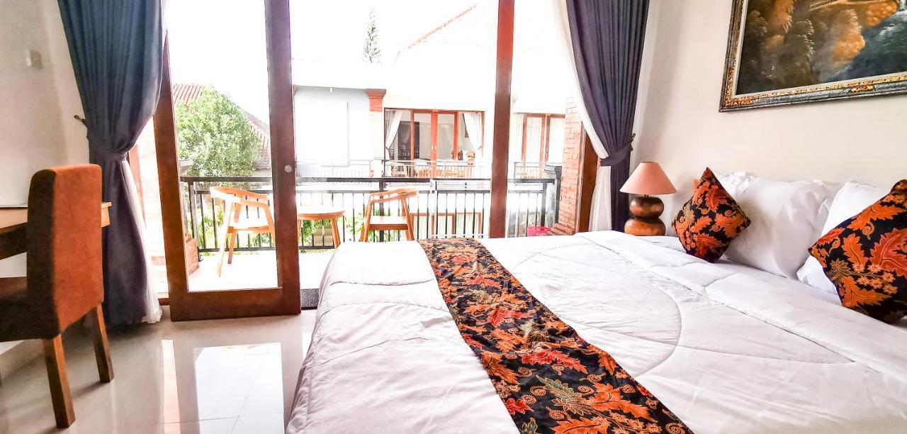 Santi Homestay Canggu Eksteriør billede