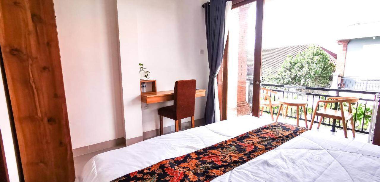 Santi Homestay Canggu Eksteriør billede