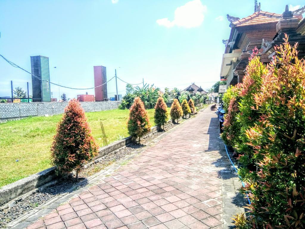 Santi Homestay Canggu Eksteriør billede