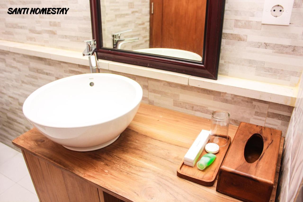 Santi Homestay Canggu Eksteriør billede