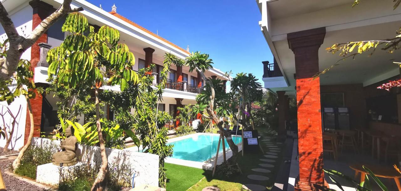 Santi Homestay Canggu Eksteriør billede