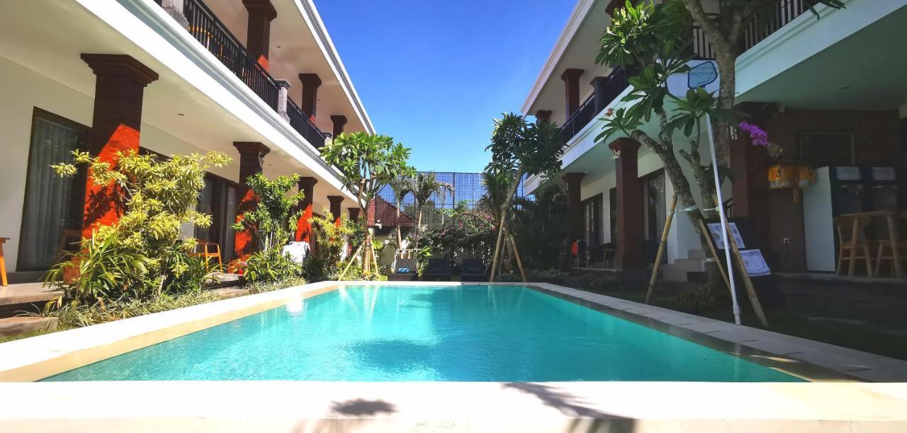 Santi Homestay Canggu Eksteriør billede