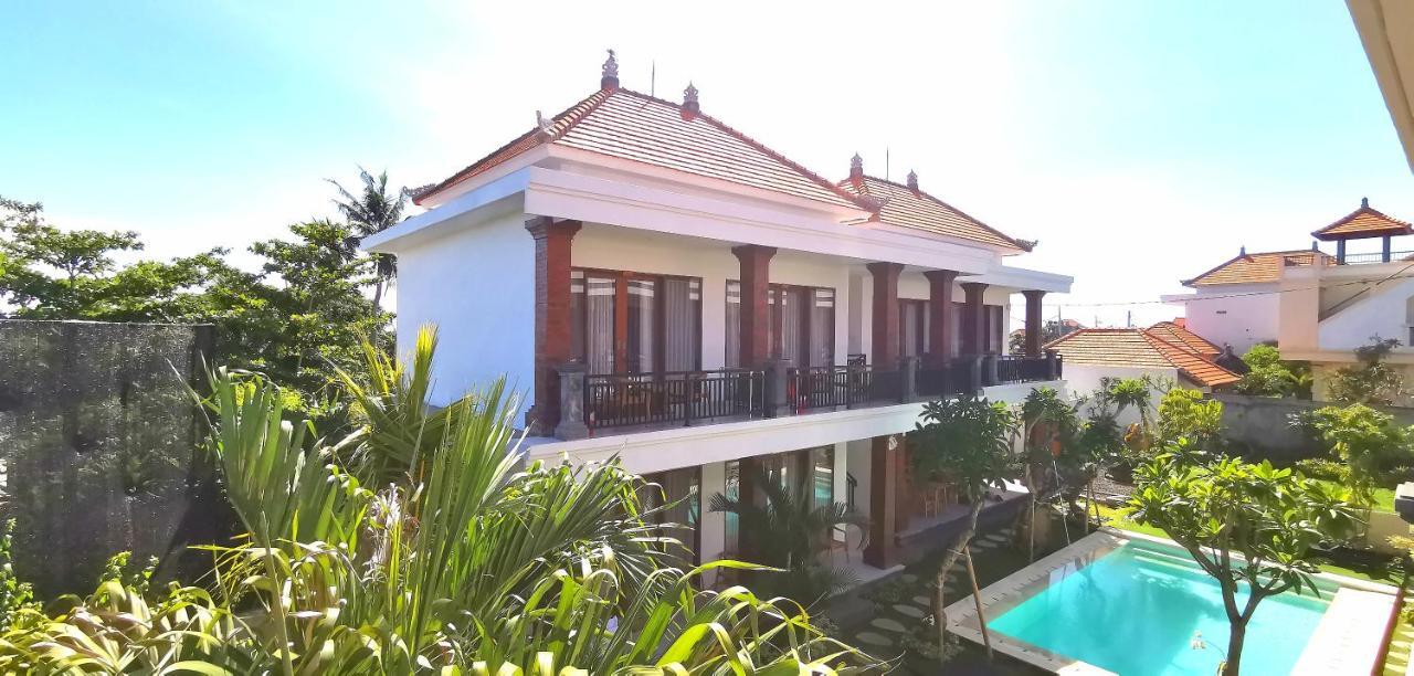 Santi Homestay Canggu Eksteriør billede